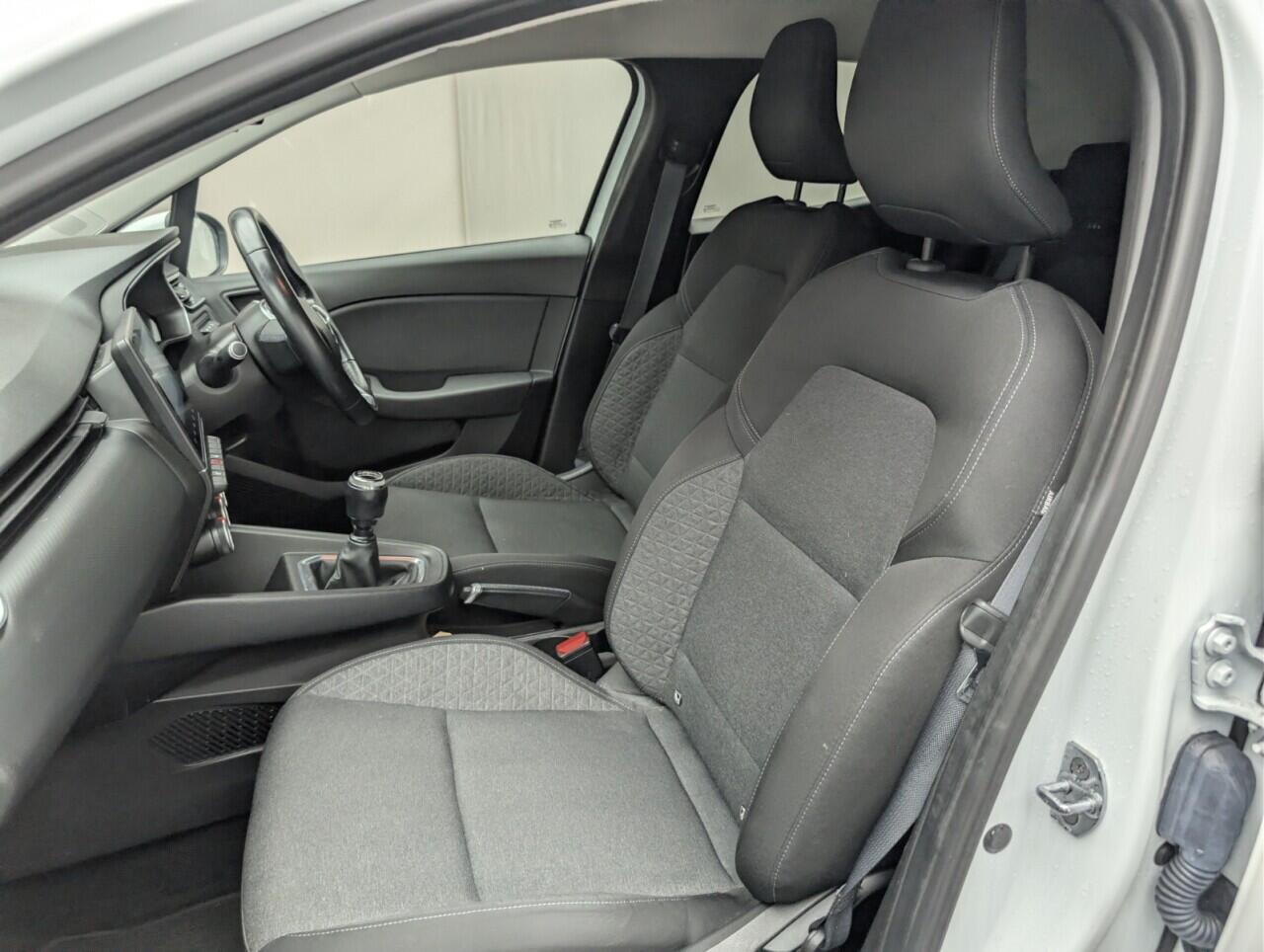 Used Renault Clio 2020 for sale - 77710549: Photo 27