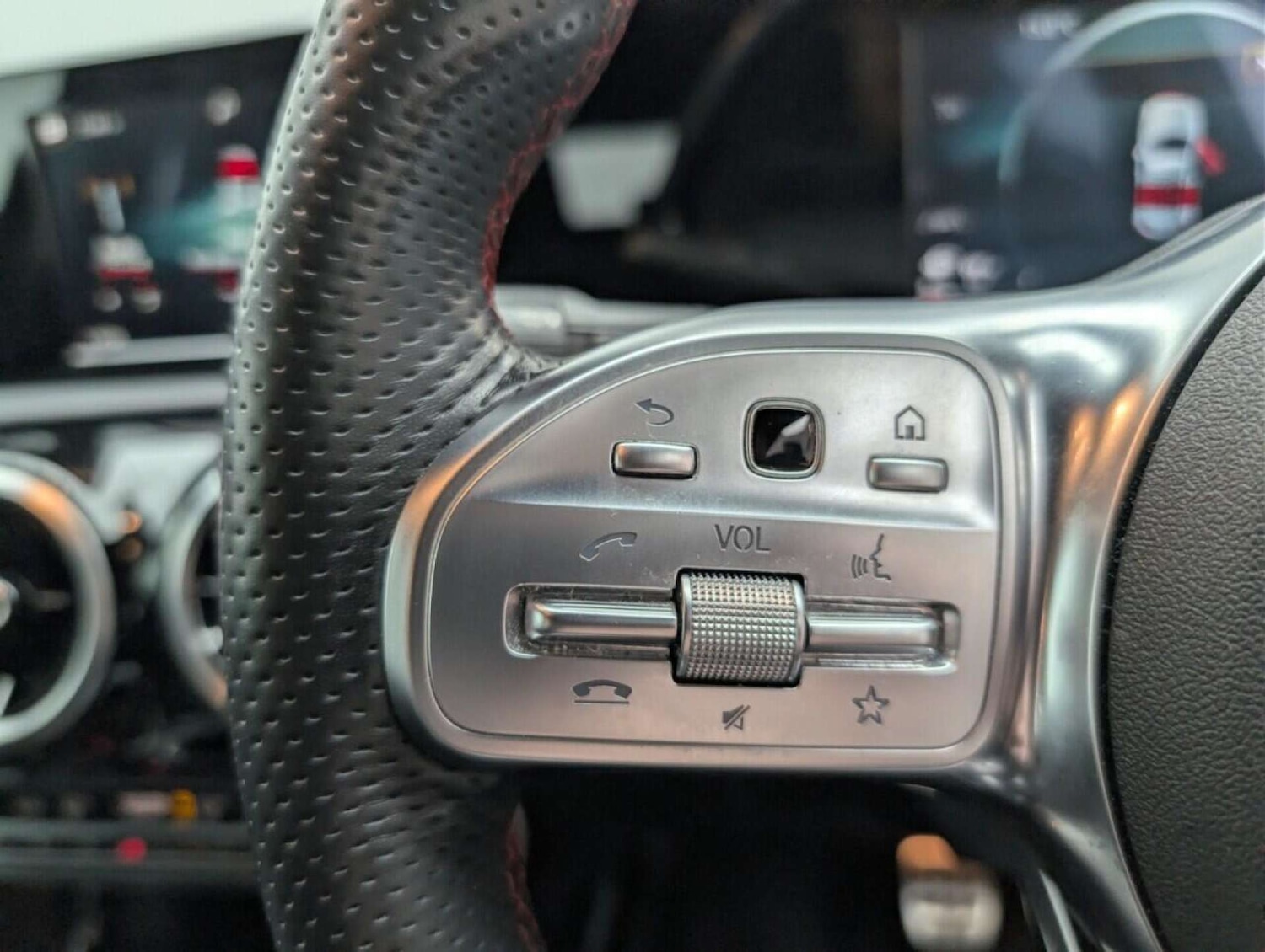 Used Mercedes-Benz A-Class 2019 for sale - 77713083: Photo 17