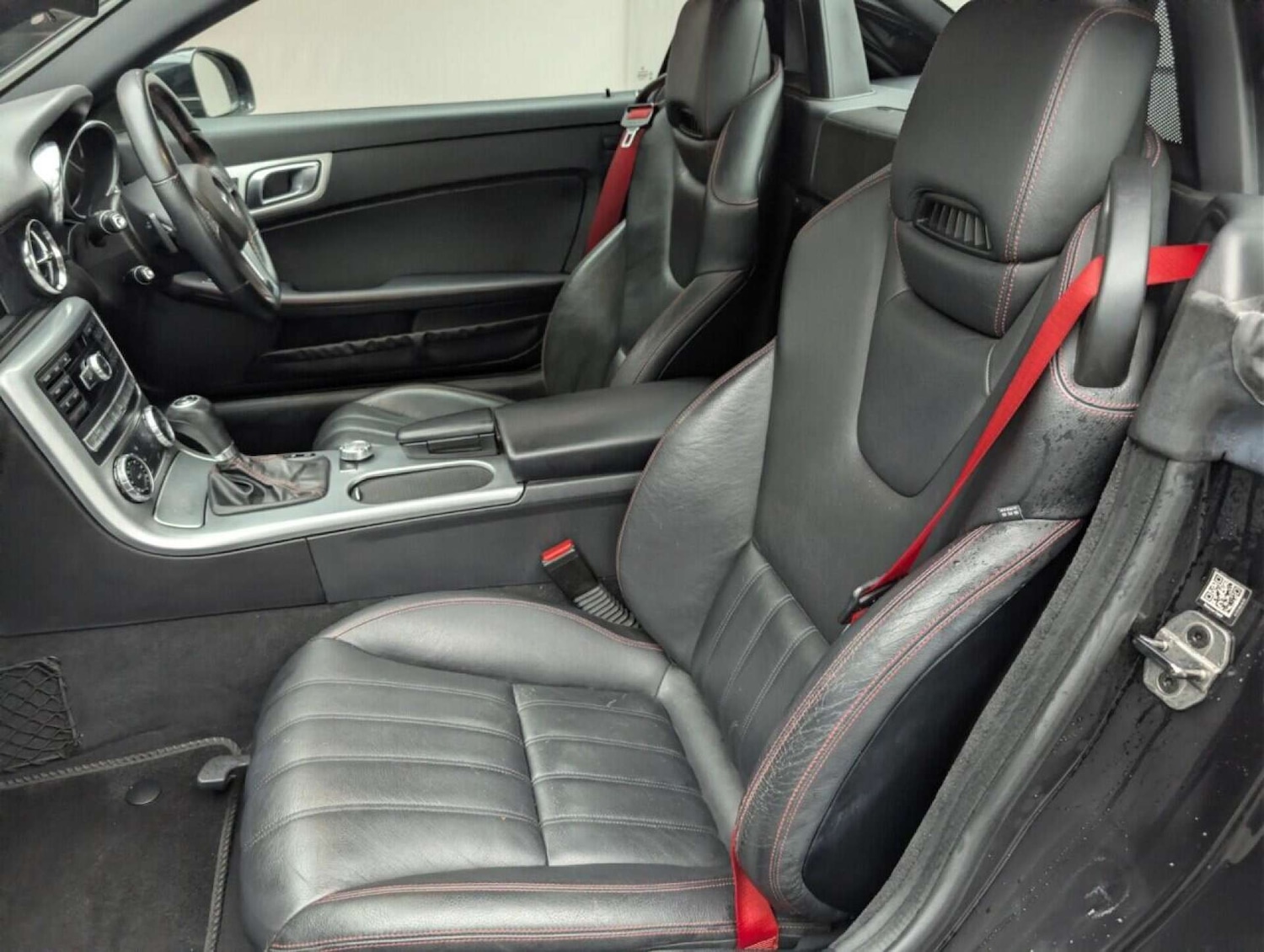 Used Mercedes-Benz SLK 2014 for sale - 77714444: Photo 23