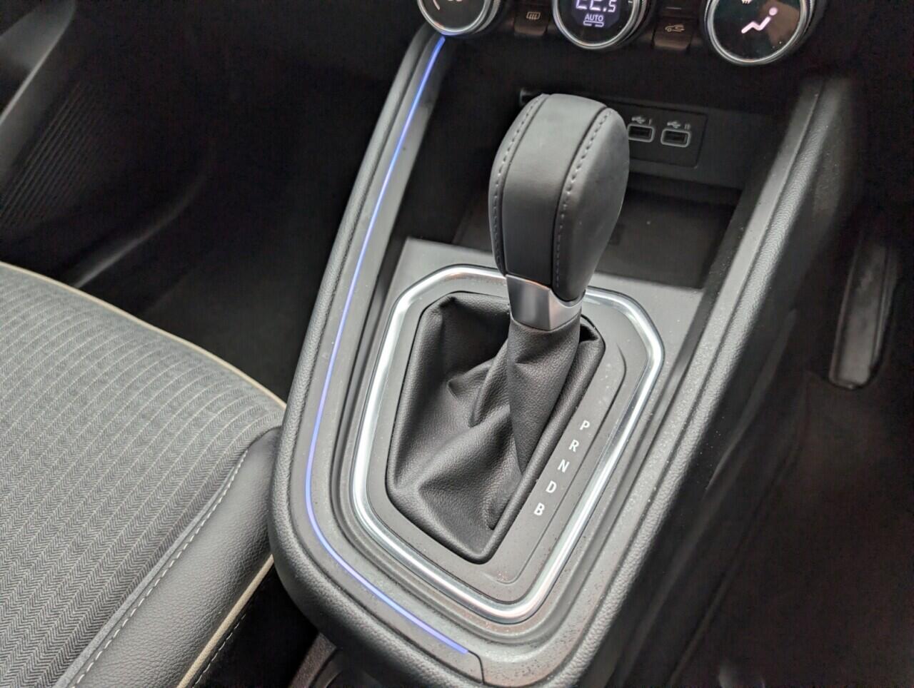 Used Renault Clio 2024 for sale - 76659288: Photo 17