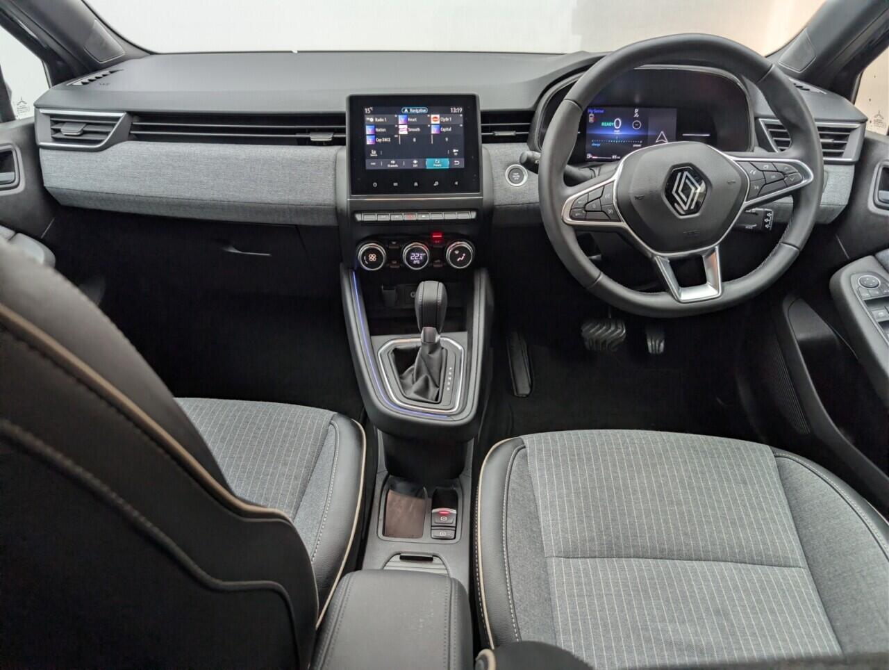 Used Renault Clio 2024 for sale - 76659288: Photo 24