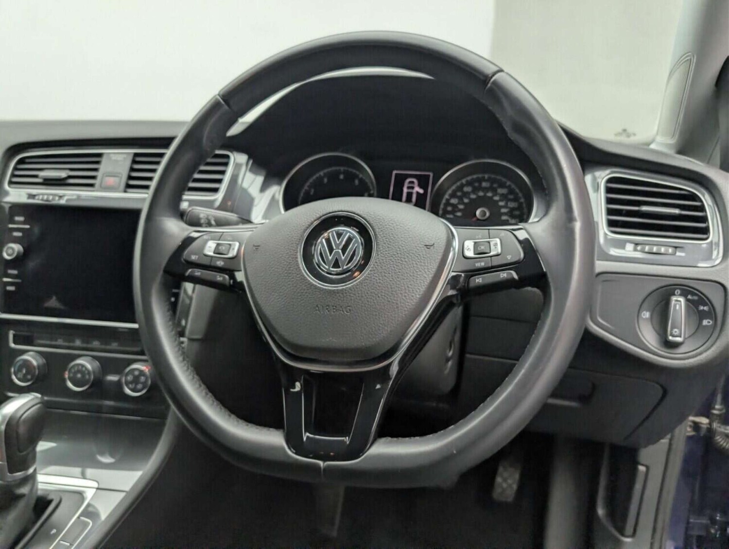 Used Volkswagen Golf 2018 for sale - 77714807: Photo 20