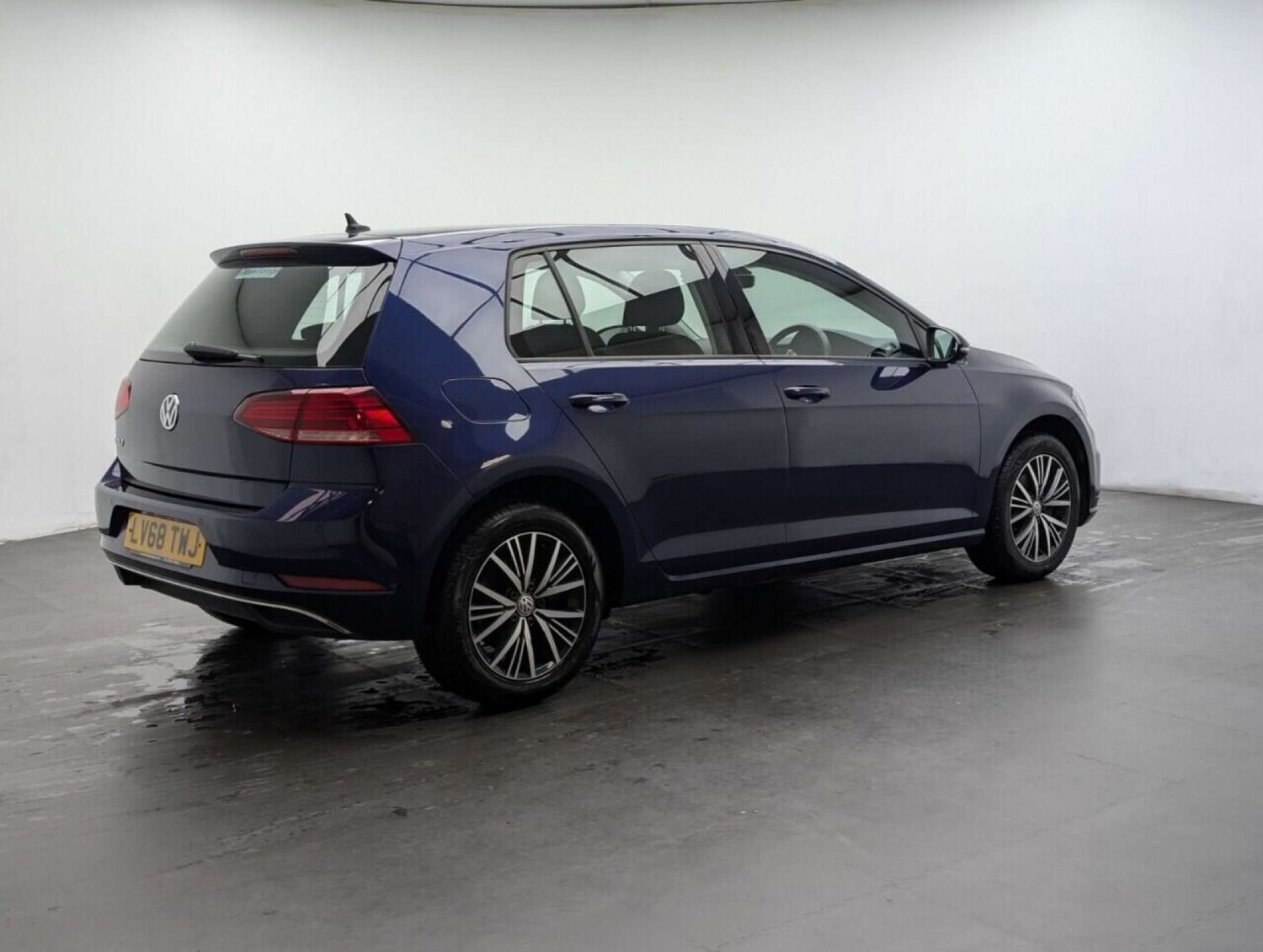 Used Volkswagen Golf 2018 for sale - 77714807: Photo 8