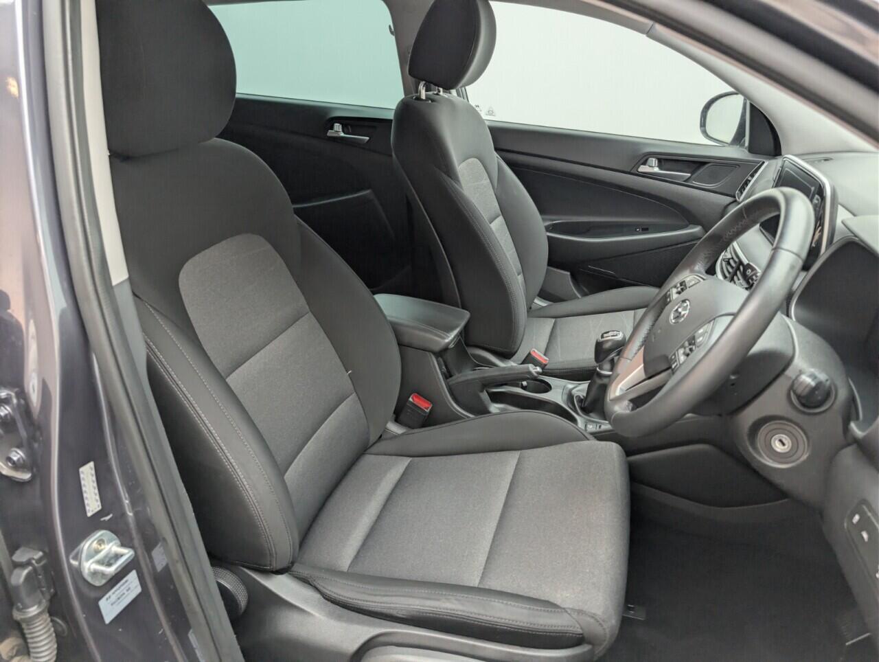 Used Hyundai TUCSON 2019 for sale - 76646292: Photo 12