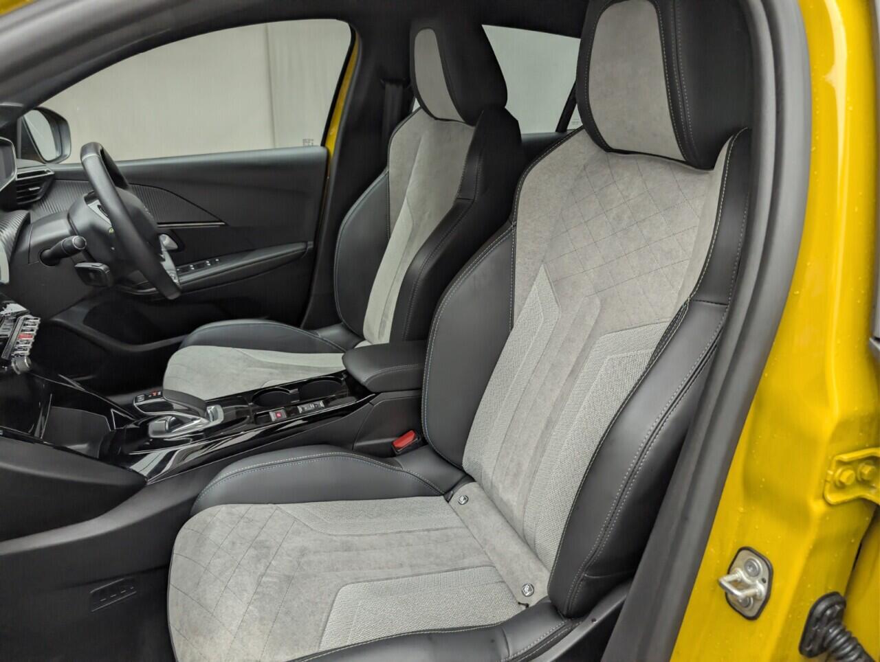 Used Peugeot E-208 2021 for sale - 76953009: Photo 27