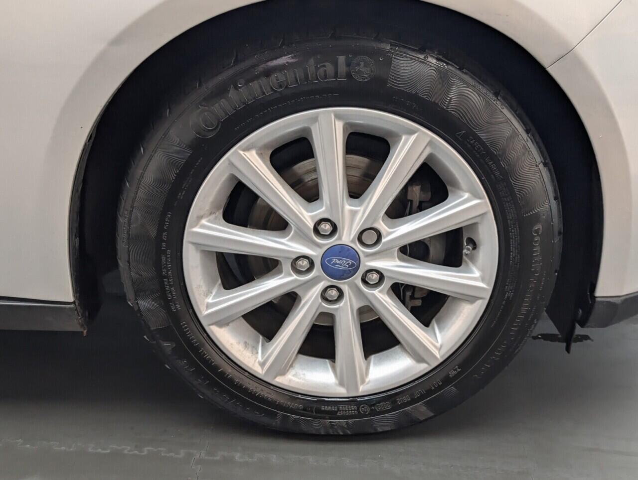 Used Ford Focus 2015 for sale - 76422541: Photo 10