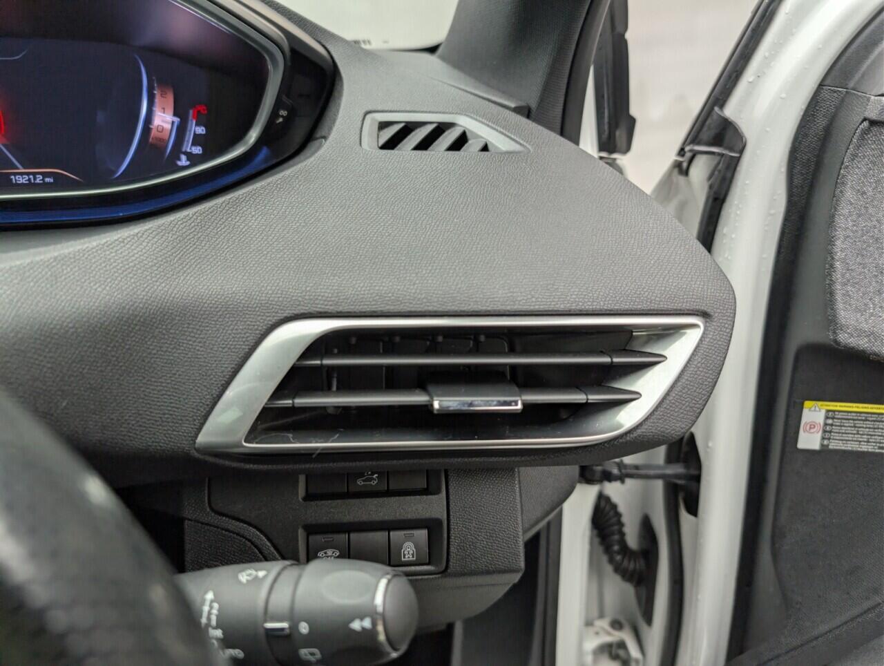 Used Peugeot 3008 2019 for sale - 77549390: Photo 18