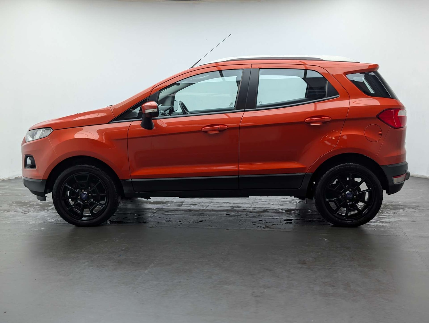 Used Ford Ecosport 2017 for sale - 77891354: Photo 3