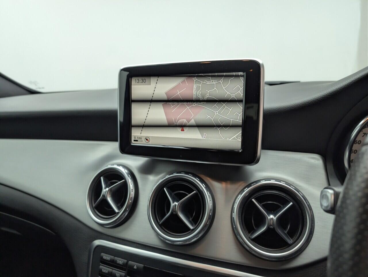 Used Mercedes-Benz A-Class 2015 for sale - 76607442: Photo 14