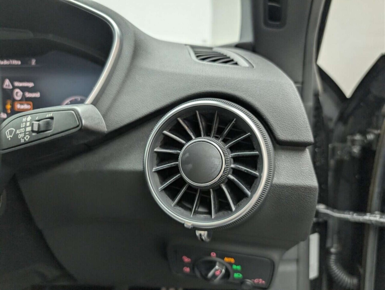 Used Audi TT 2017 for sale - 77713099: Photo 19