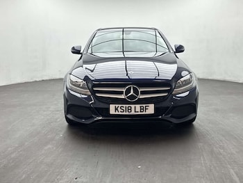 Used Mercedes-Benz C Class 2018 for sale - 79407263: Photo