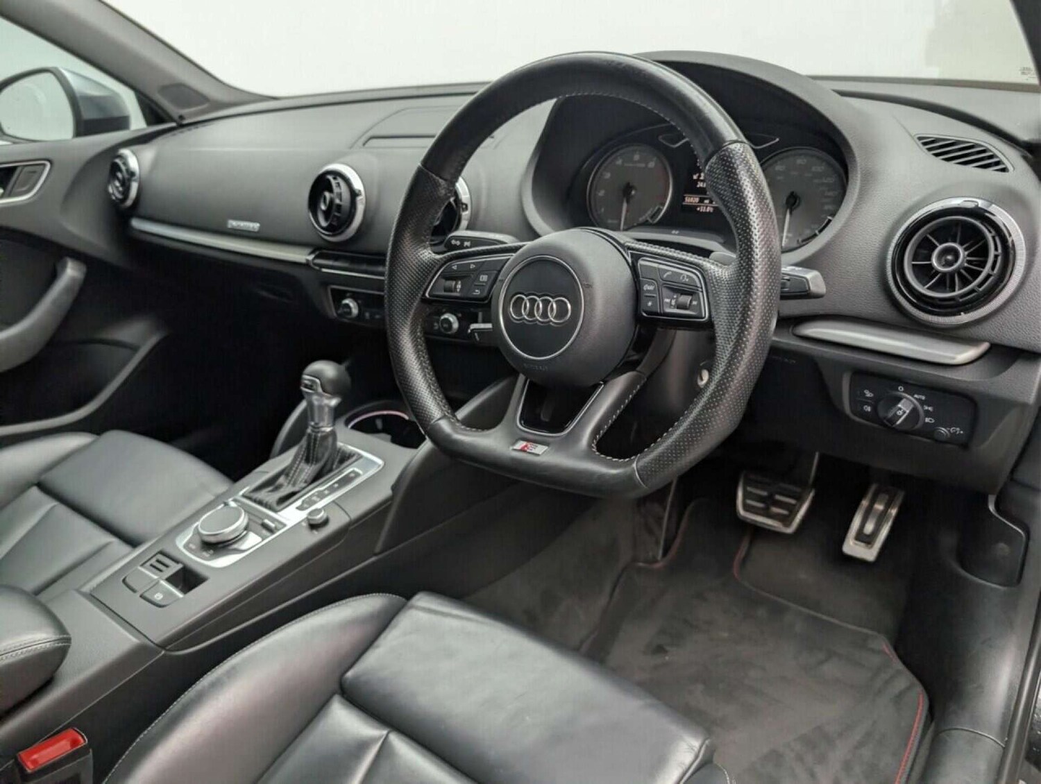 Used Audi S3 2016 for sale - 77714846: Photo 11