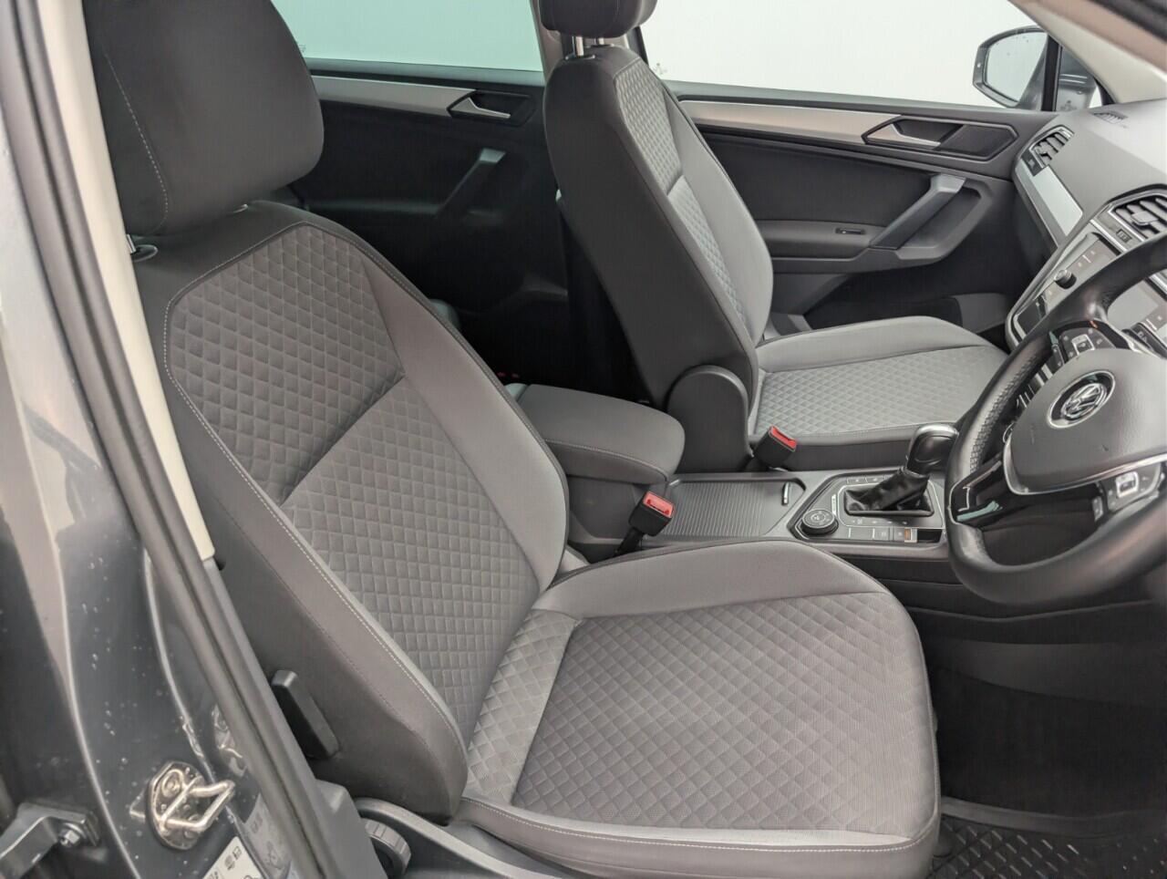 Used Volkswagen Tiguan 2019 for sale - 76425578: Photo 23