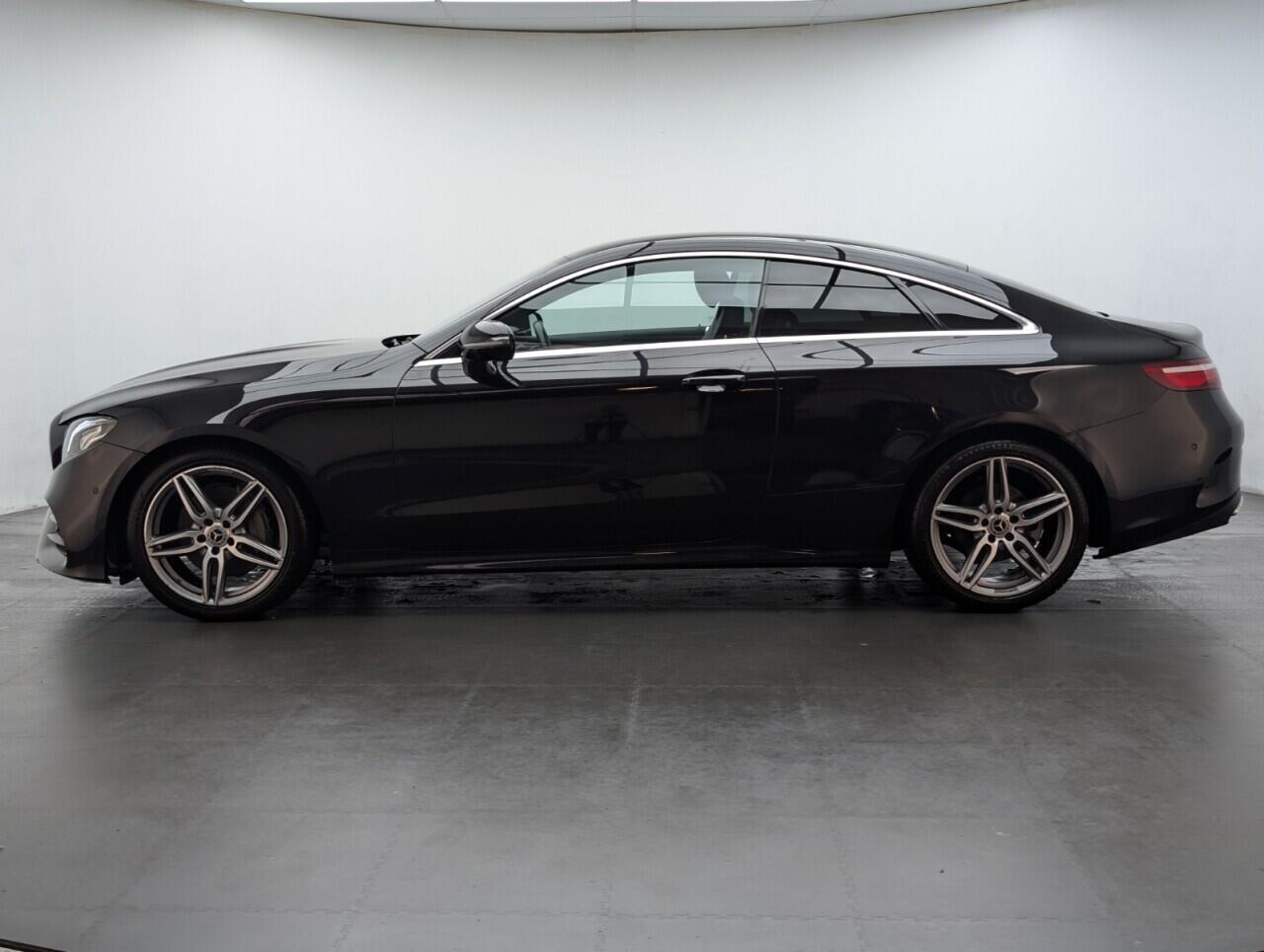 Used Mercedes-Benz E Class 2019 for sale - 77097623: Photo 5