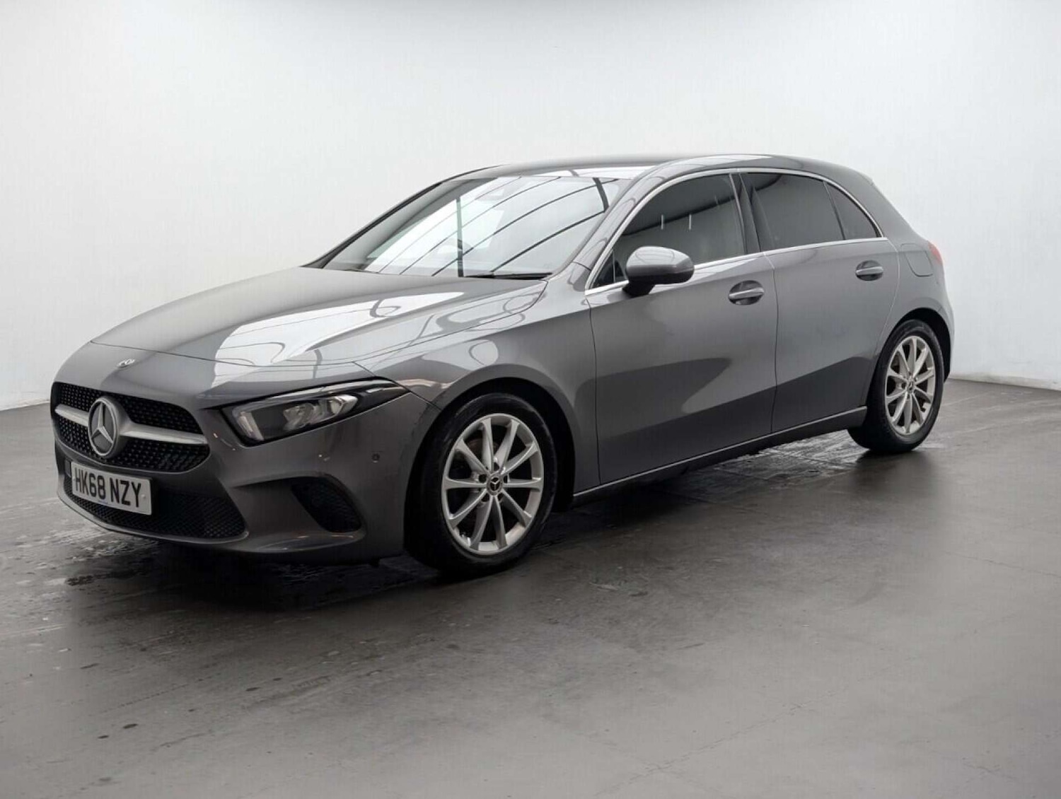 Used Mercedes-Benz A-Class 2019 for sale - 77713778: Photo 4