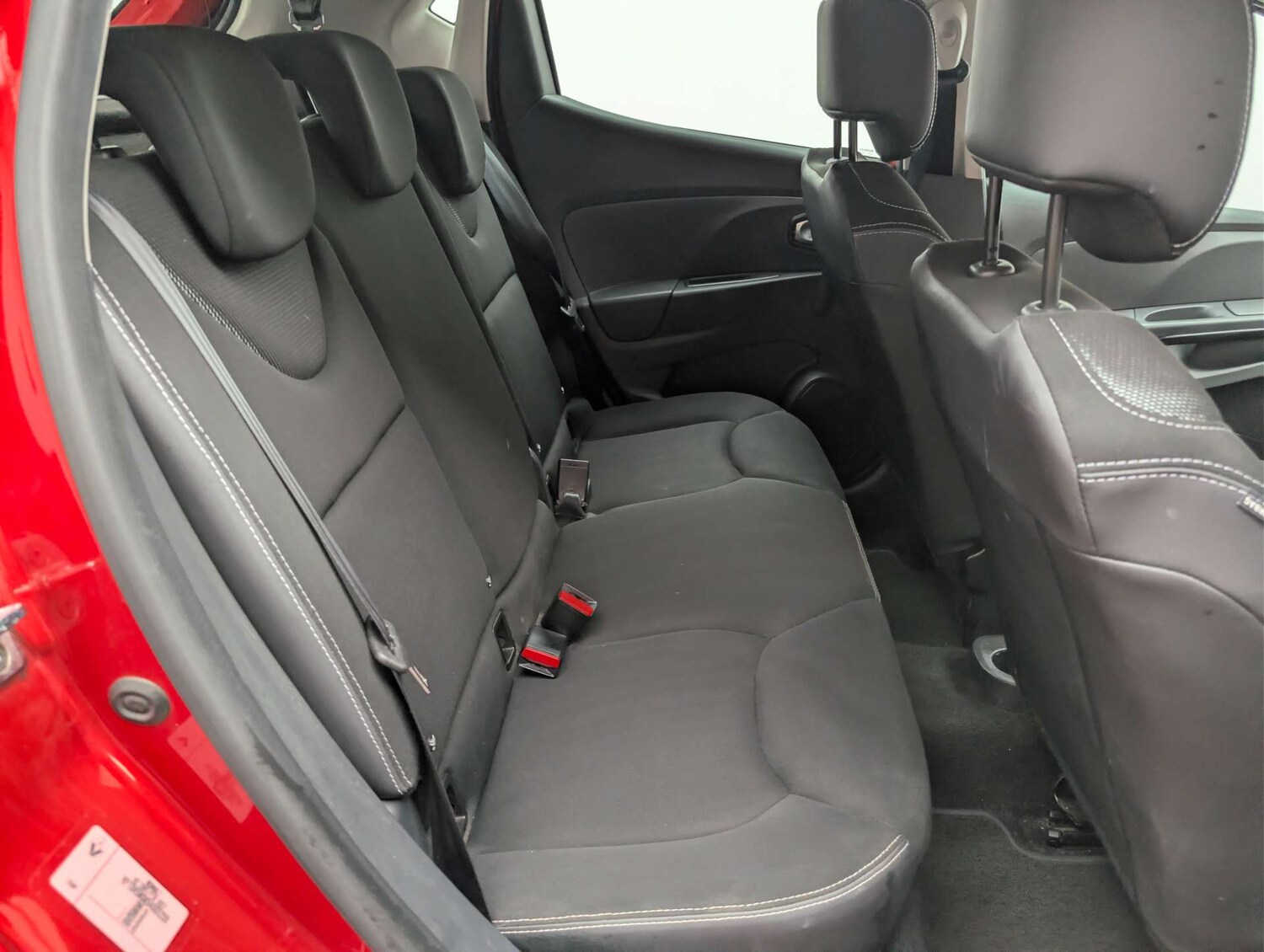 Used Renault Clio 2016 for sale - 77937307: Photo 17