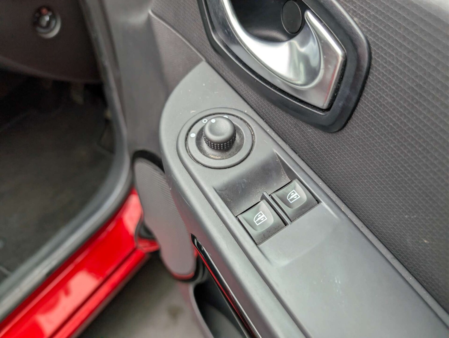 Used Renault Clio 2016 for sale - 77937307: Photo 21