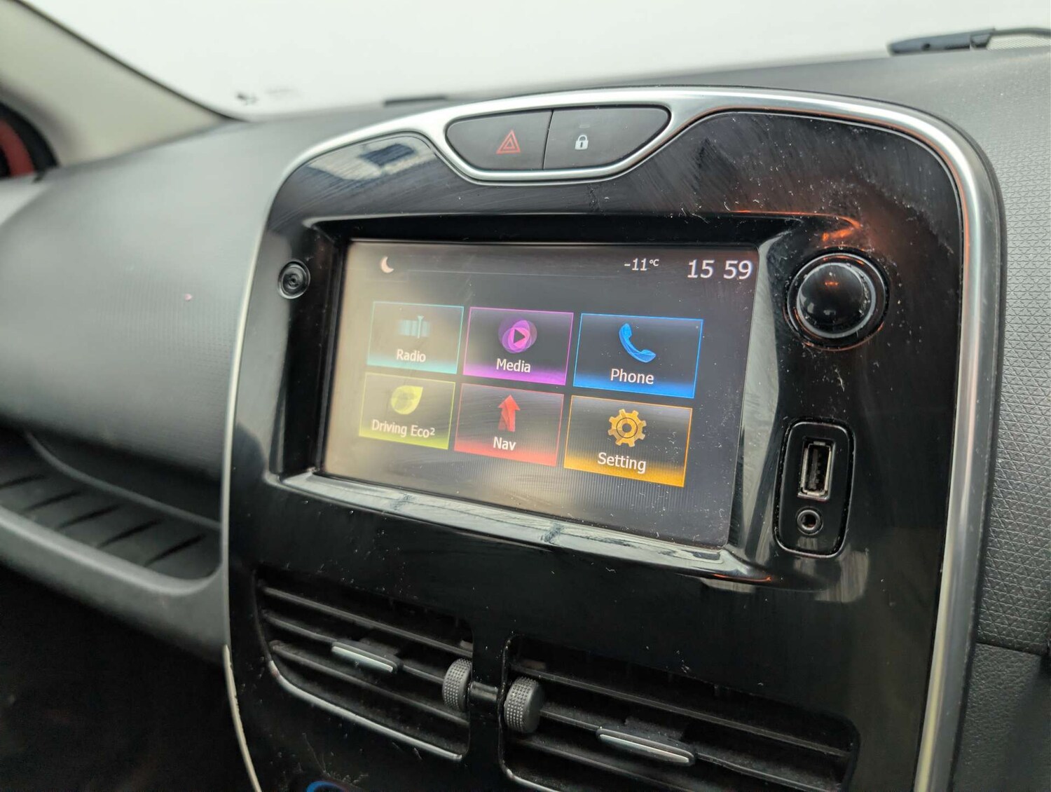 Used Renault Clio 2016 for sale - 77937307: Photo 26