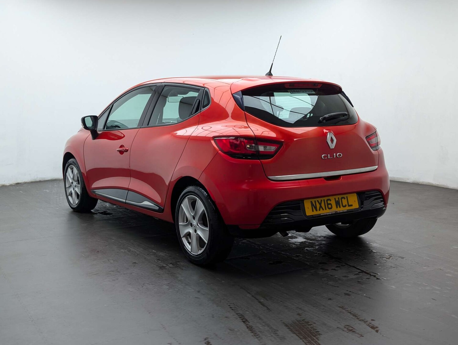 Used Renault Clio 2016 for sale - 77937307: Photo 6