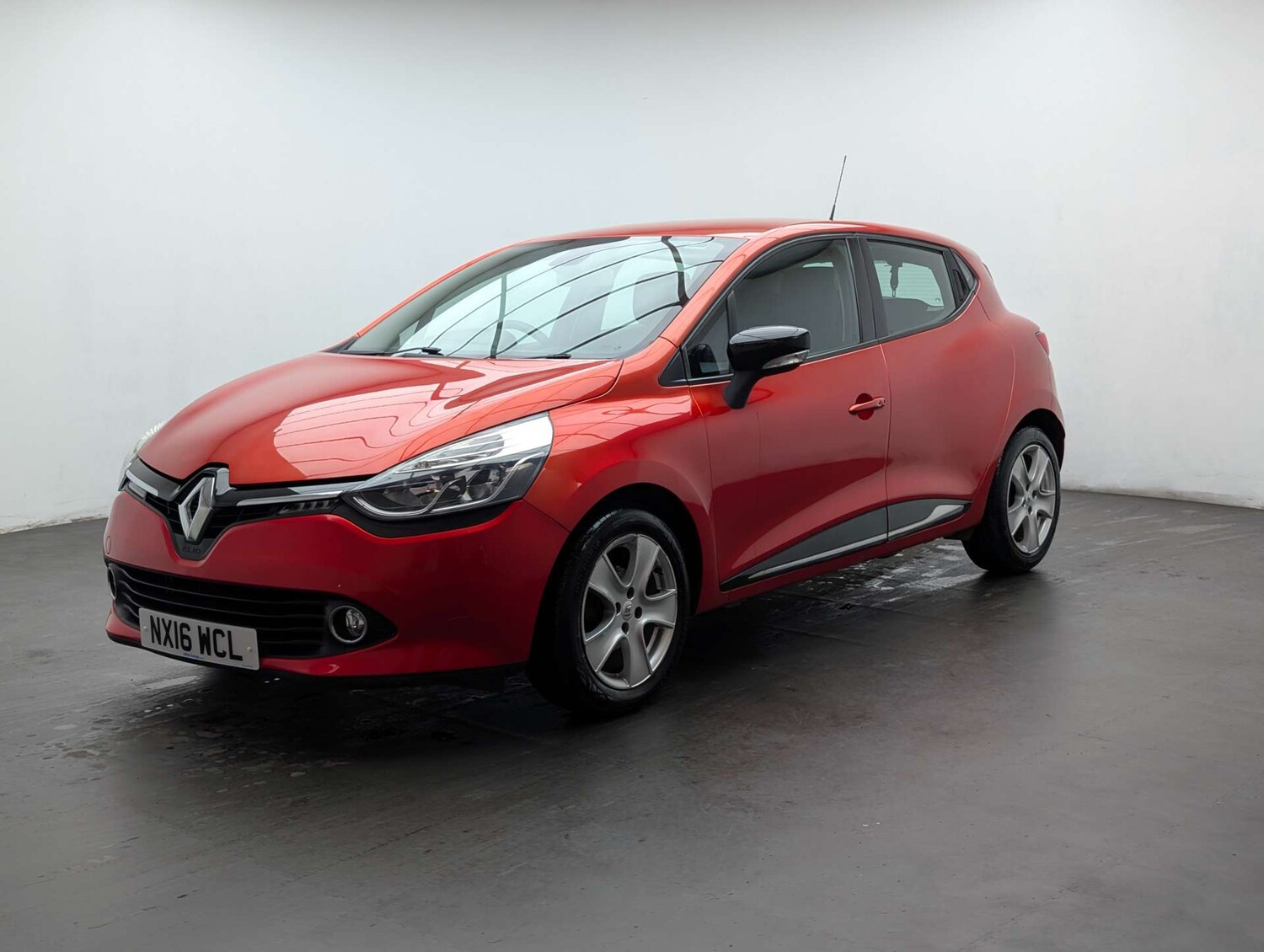 Used Renault Clio 2016 for sale - 77937307: Photo 7