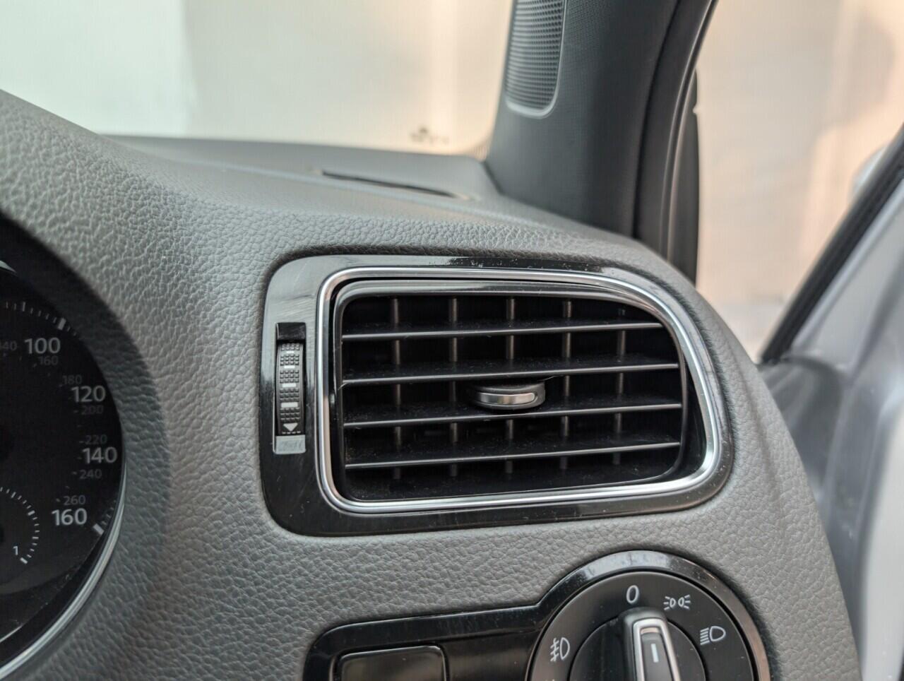 Used Volkswagen Polo 2016 for sale - 76425024: Photo 20