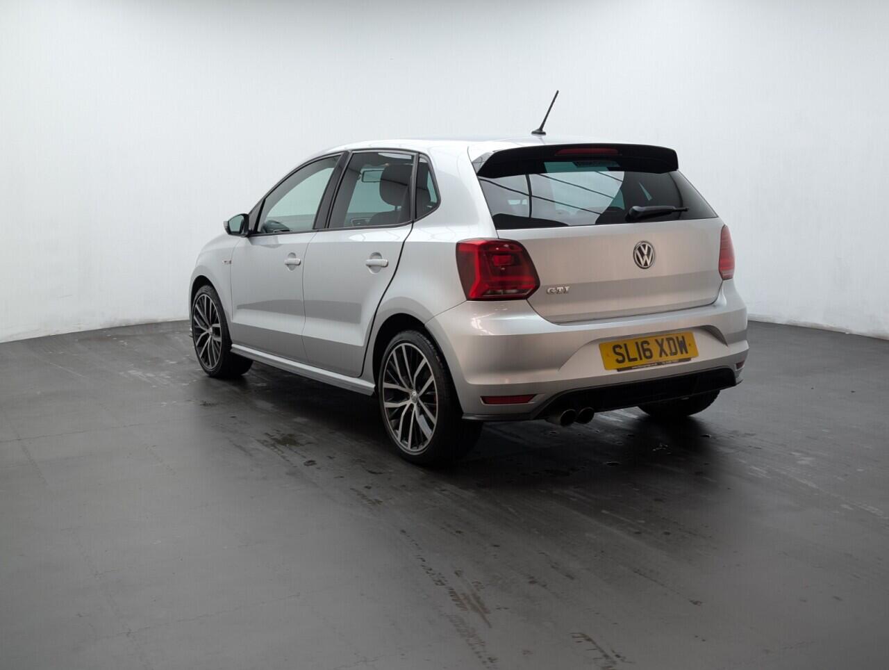 Used Volkswagen Polo 2016 for sale - 76425024: Photo 6