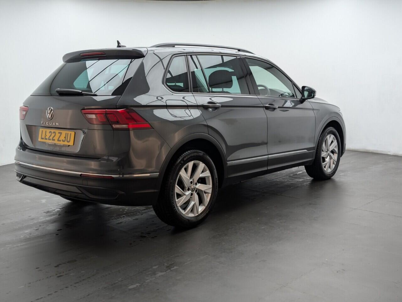 Used Volkswagen Tiguan 2022 for sale - 76423153: Photo 8