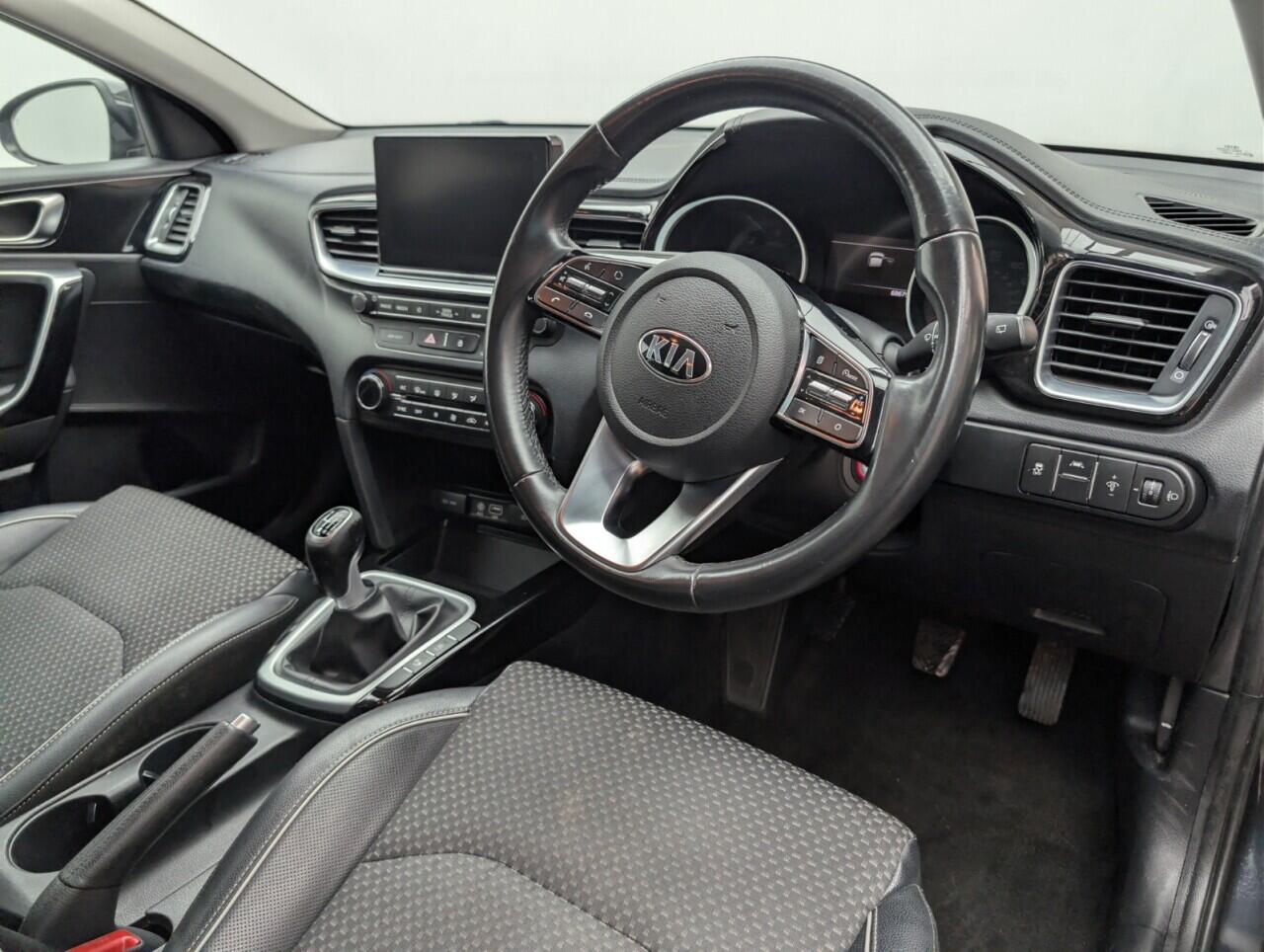 Used Kia Ceed 2019 for sale - 76537862: Photo 11