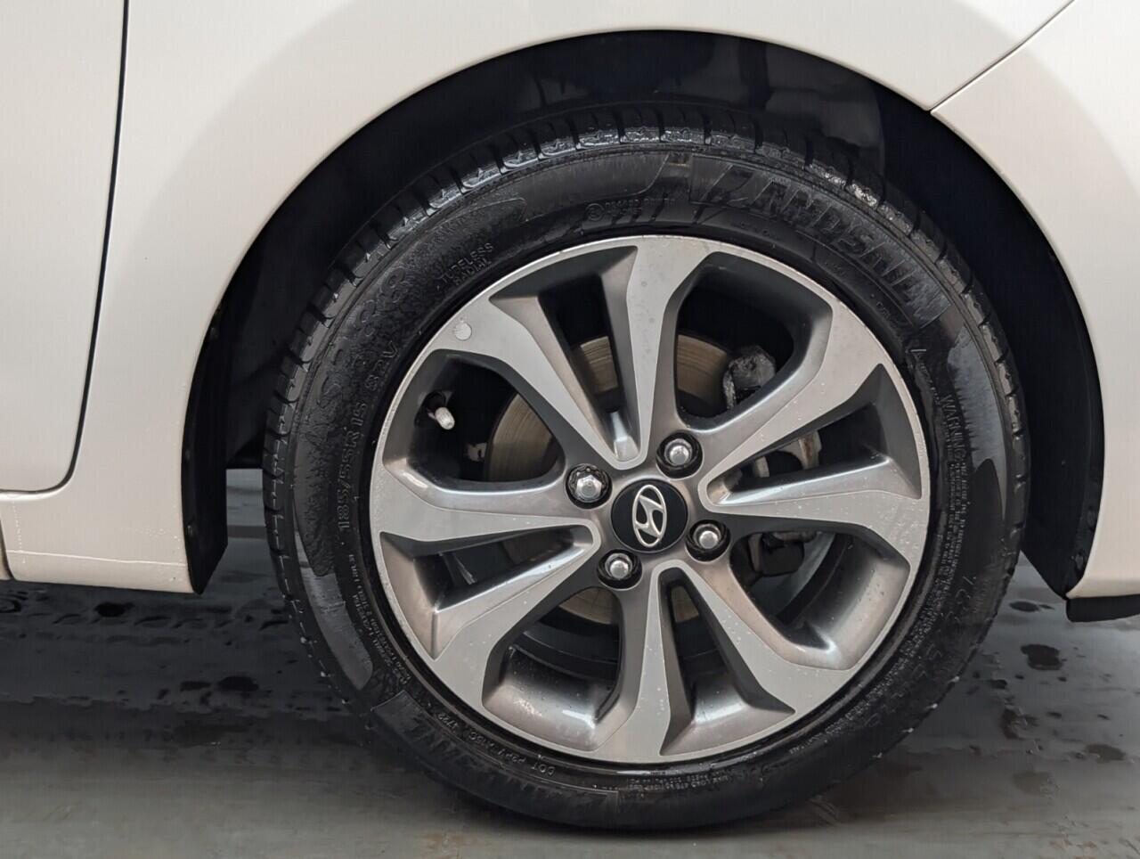 Used Hyundai i10 2019 for sale - 77143146: Photo 10