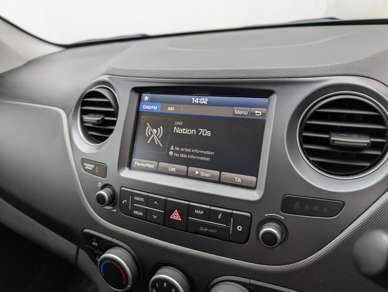 Used Hyundai i10 2019 for sale - 77143146: Photo 13