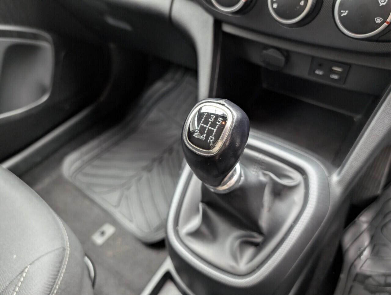 Used Hyundai i10 2019 for sale - 77143146: Photo 16