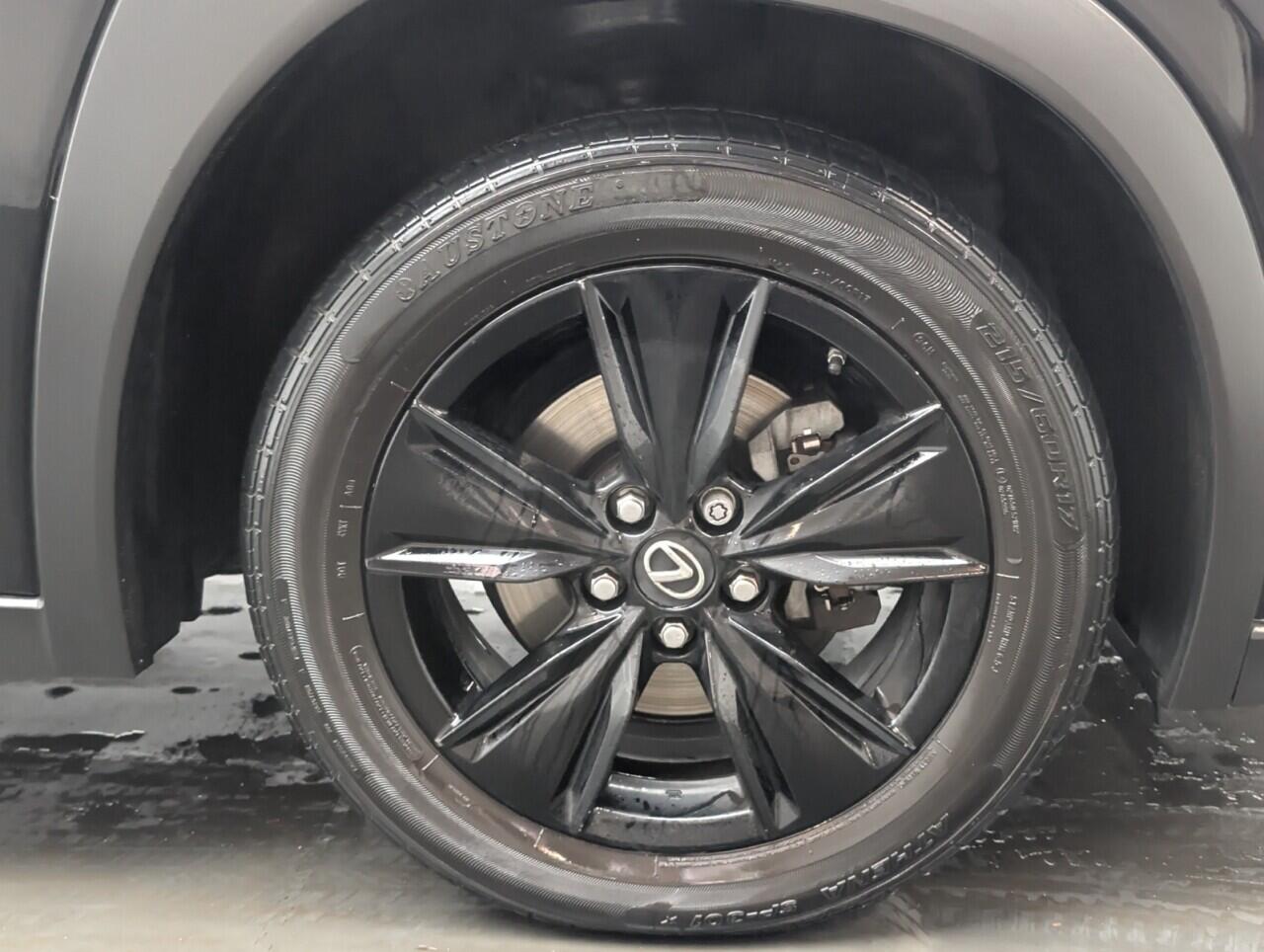 Used Lexus UX 2020 for sale - 76998986: Photo 10