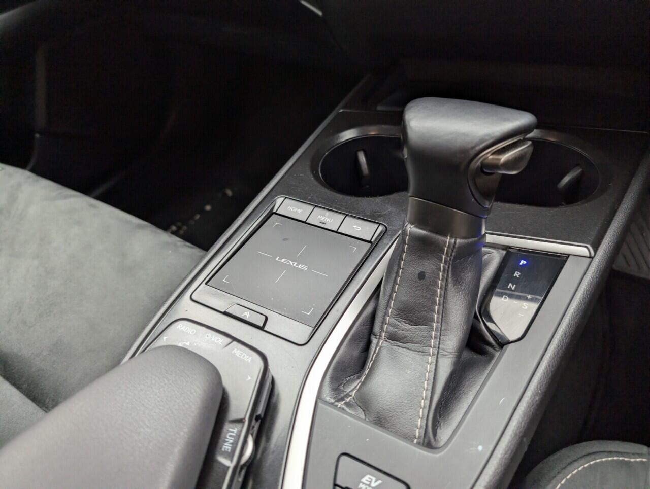 Used Lexus UX 2020 for sale - 76998986: Photo 15