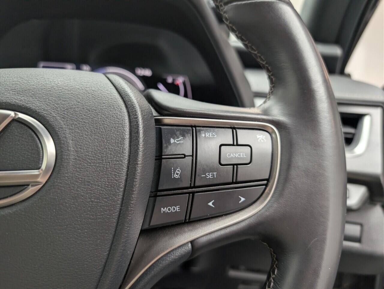 Used Lexus UX 2020 for sale - 76998986: Photo 18