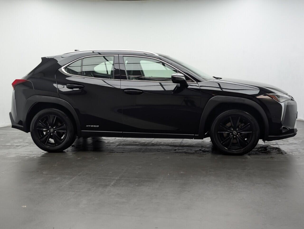 Used Lexus UX 2020 for sale - 76998986: Photo 9