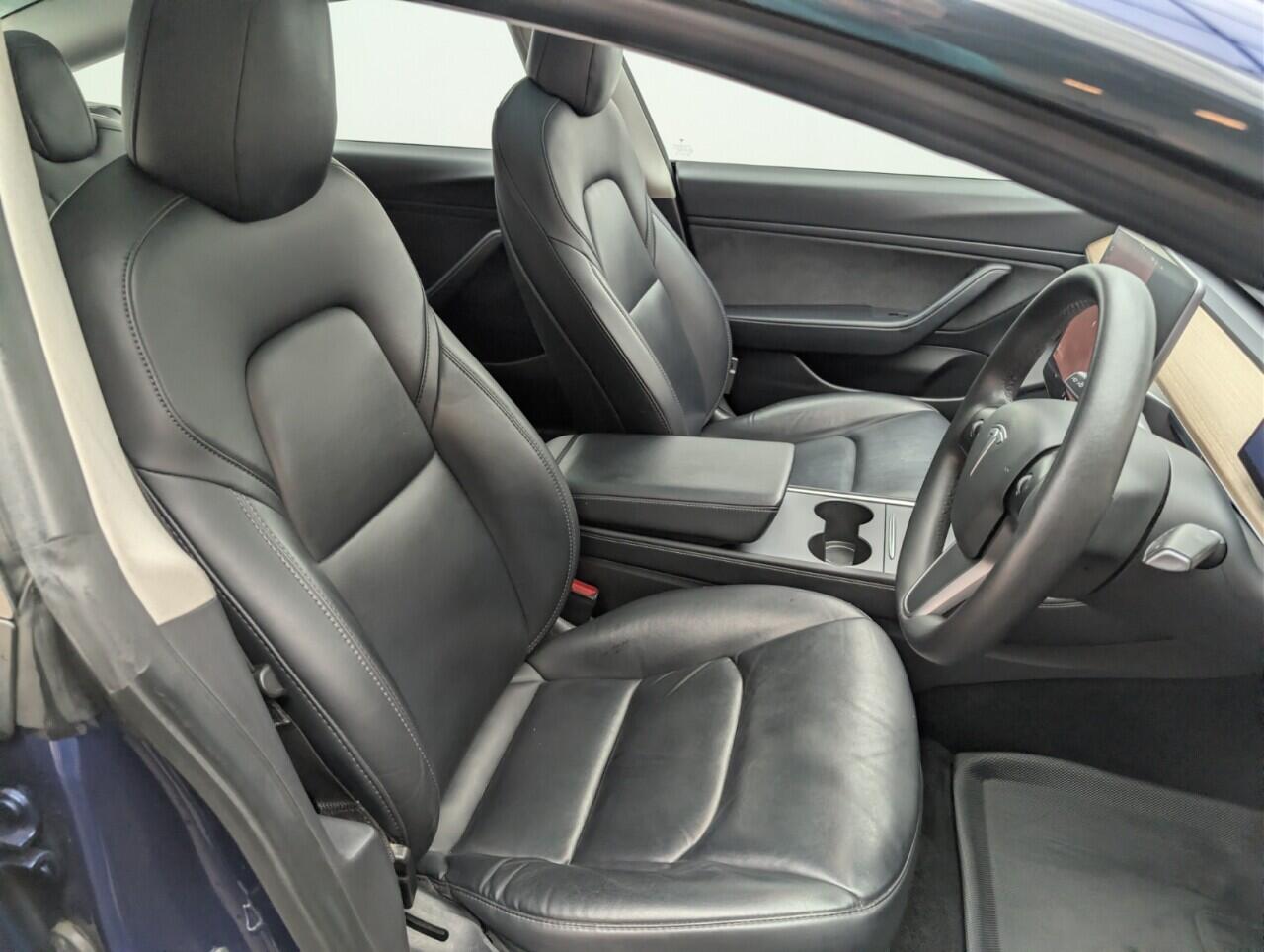 Used Tesla Model 3 2020 for sale - 76484803: Photo 24