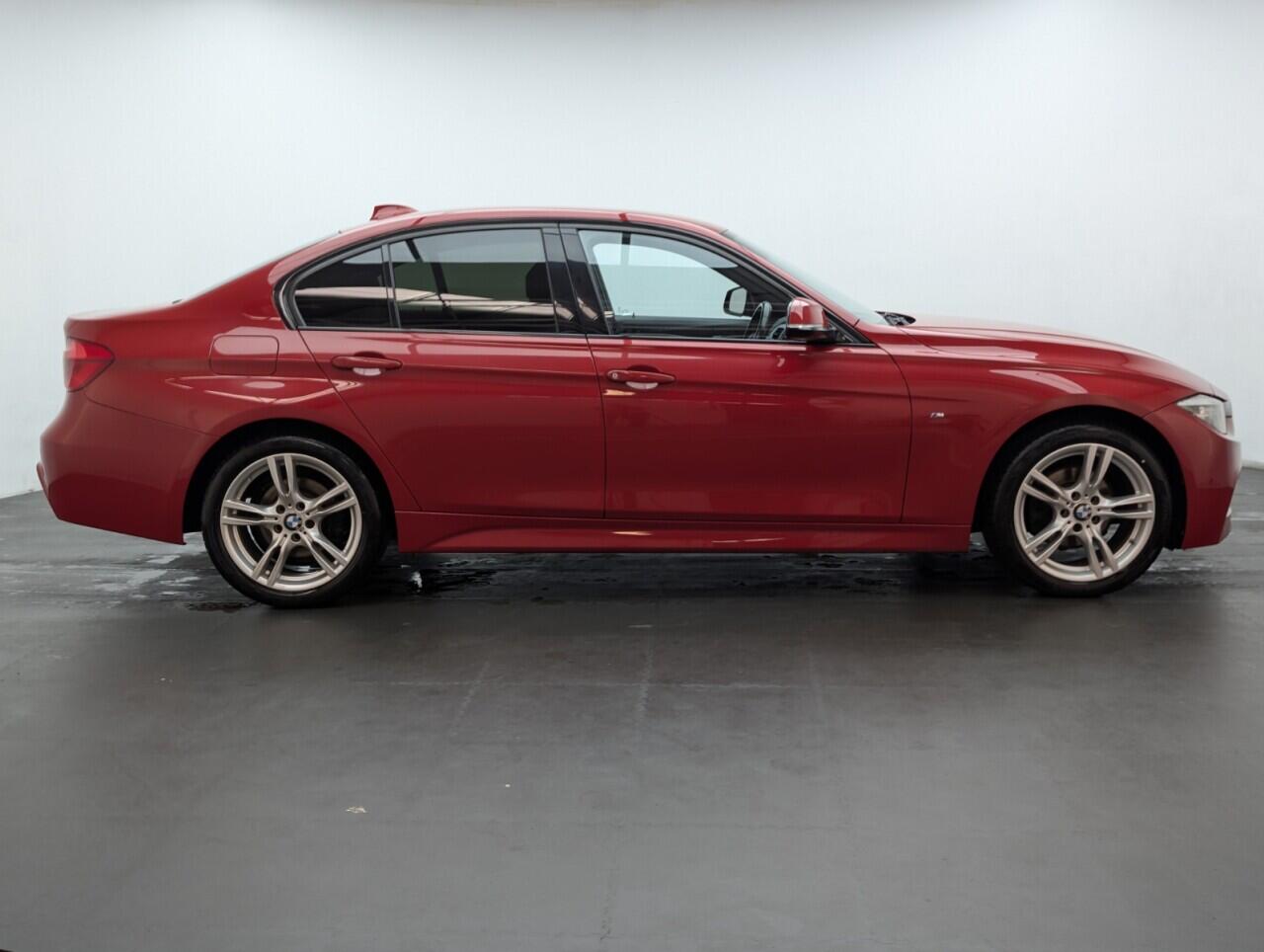 Used BMW 3 Series 2018 for sale - 76585178: Photo 9