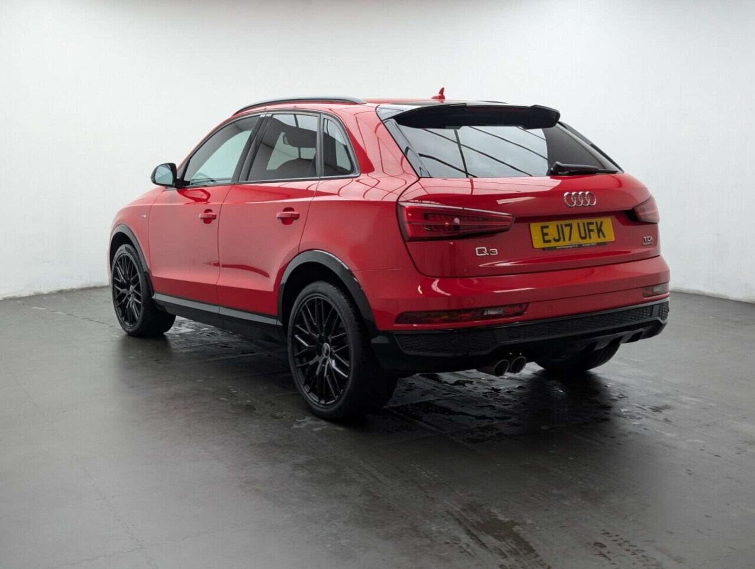 Used Audi Q3 2017 for sale - 77765768: Photo 6