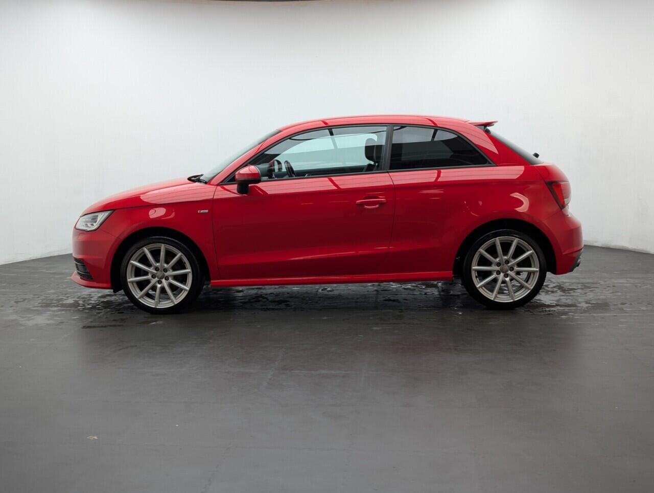Used Audi A1 2015 for sale - 76424127: Photo 5