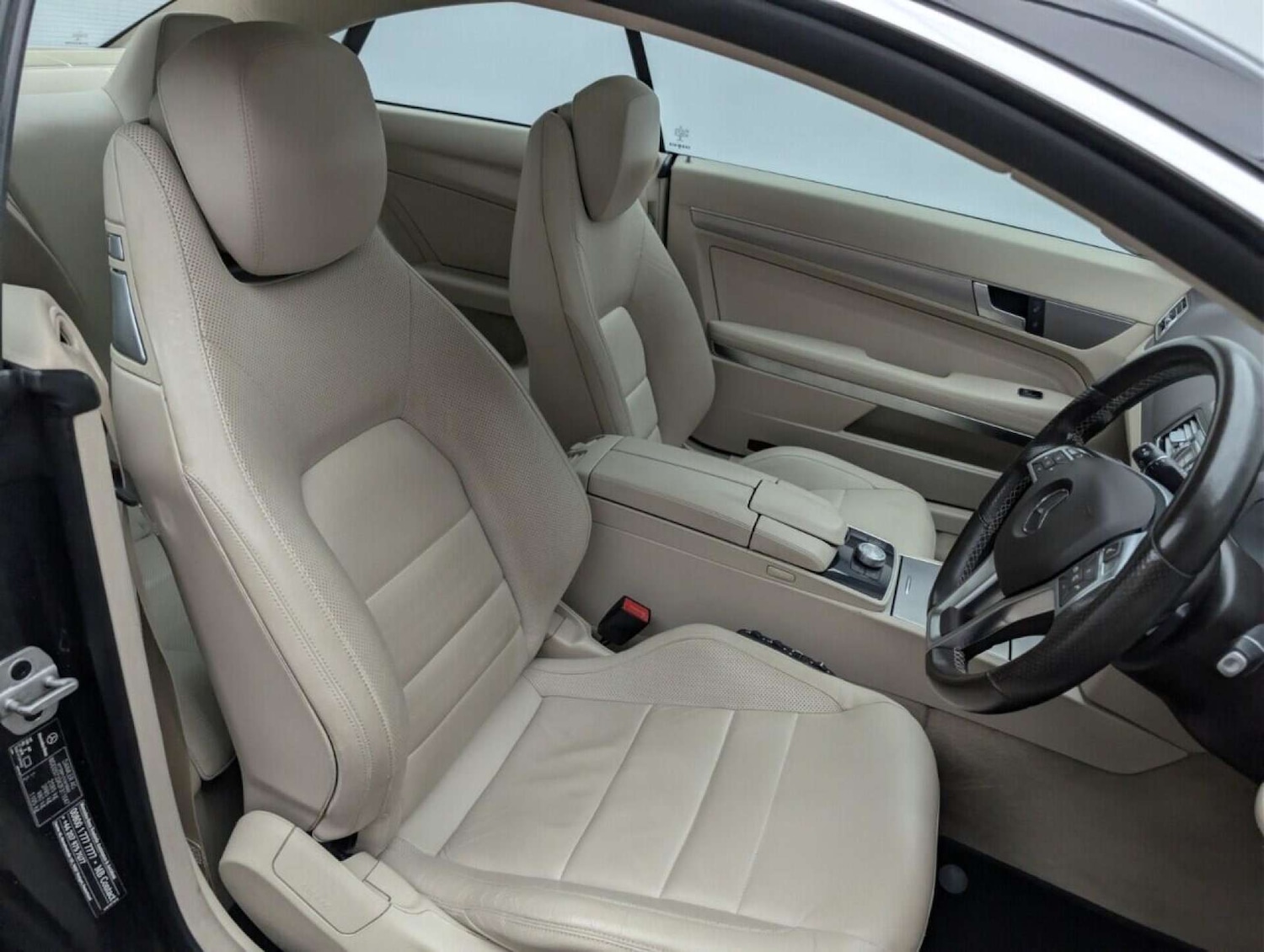 Used Mercedes-Benz E Class 2015 for sale - 77713623: Photo 12