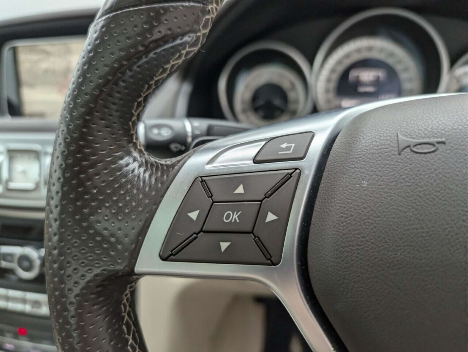 Used Mercedes-Benz E Class 2015 for sale - 77713623: Photo 19