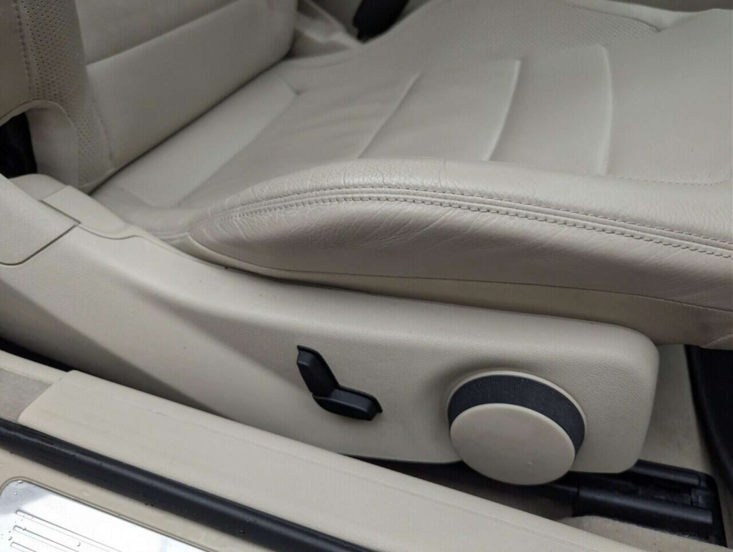 Used Mercedes-Benz E Class 2015 for sale - 77713623: Photo 23