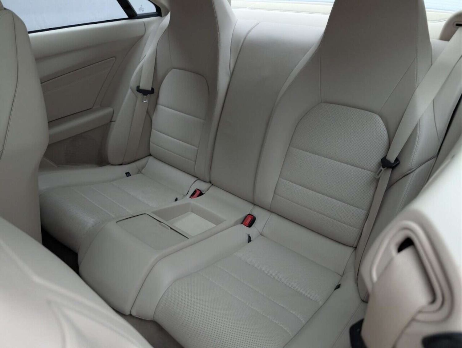 Used Mercedes-Benz E Class 2015 for sale - 77713623: Photo 28