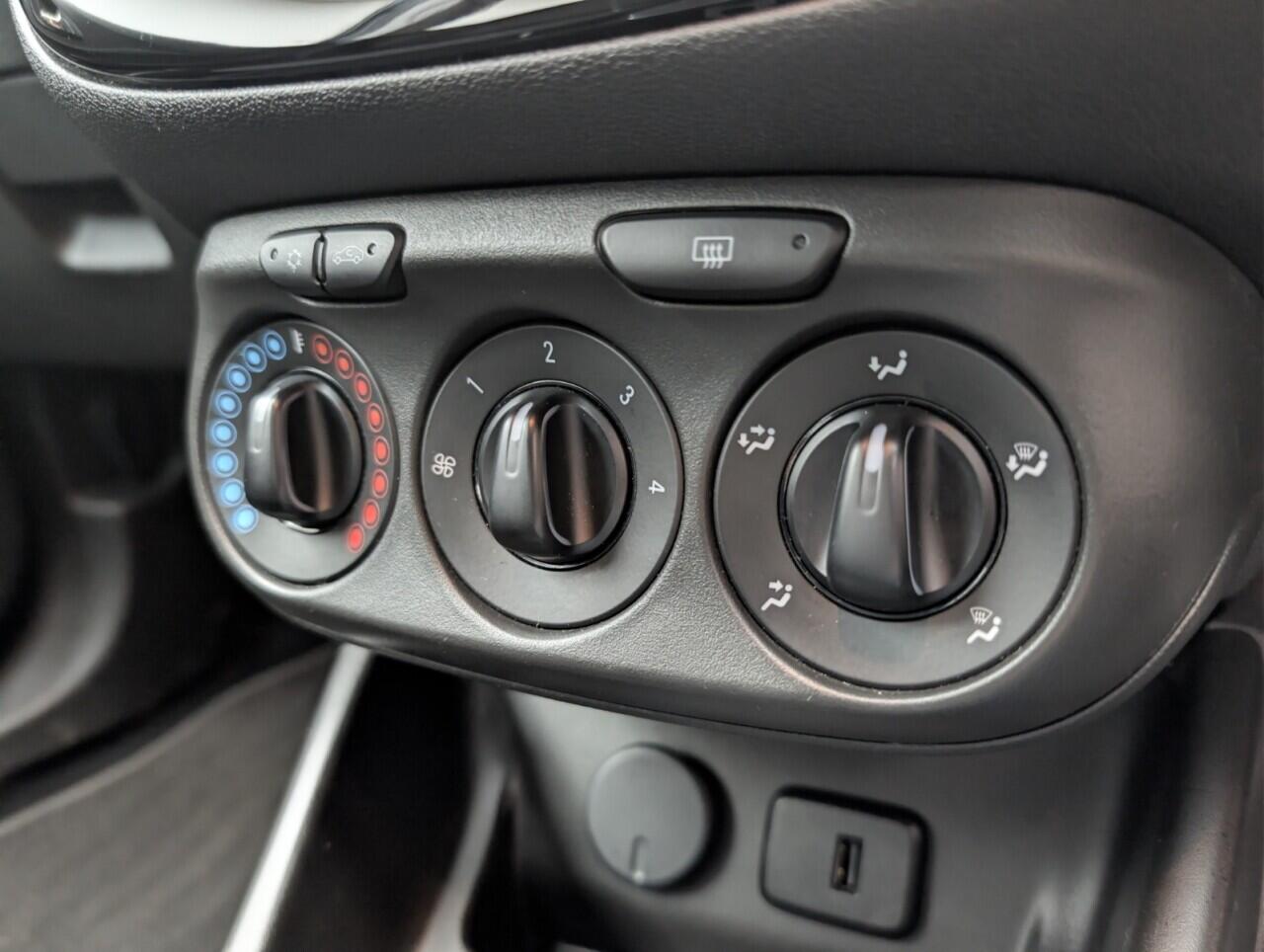 Used Vauxhall Corsa 2018 for sale - 76592633: Photo 15