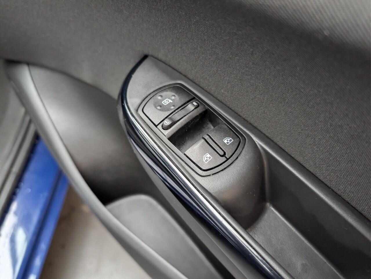 Used Vauxhall Corsa 2018 for sale - 76592633: Photo 21