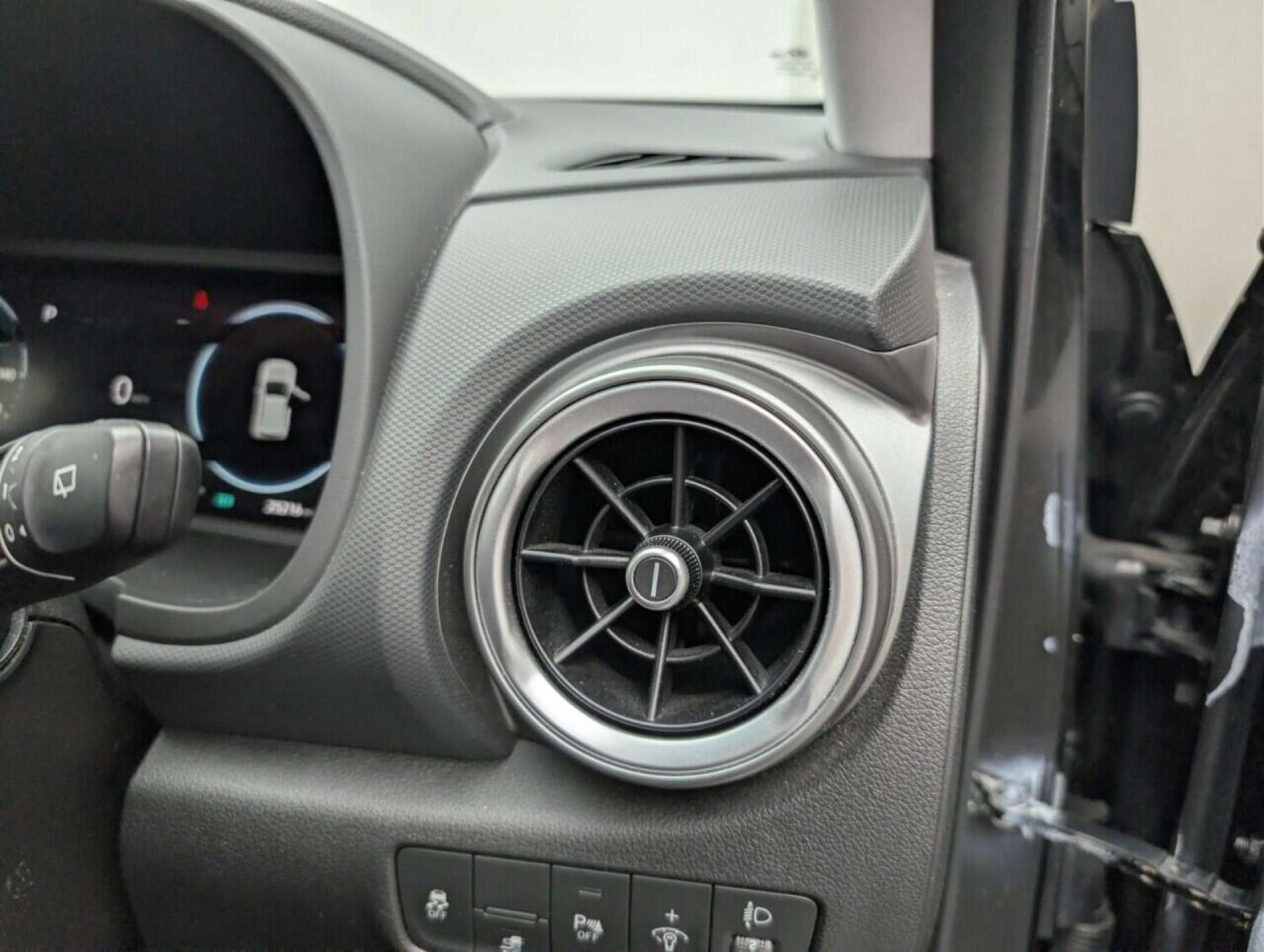 Used Hyundai KONA 2021 for sale - 77713744: Photo 19