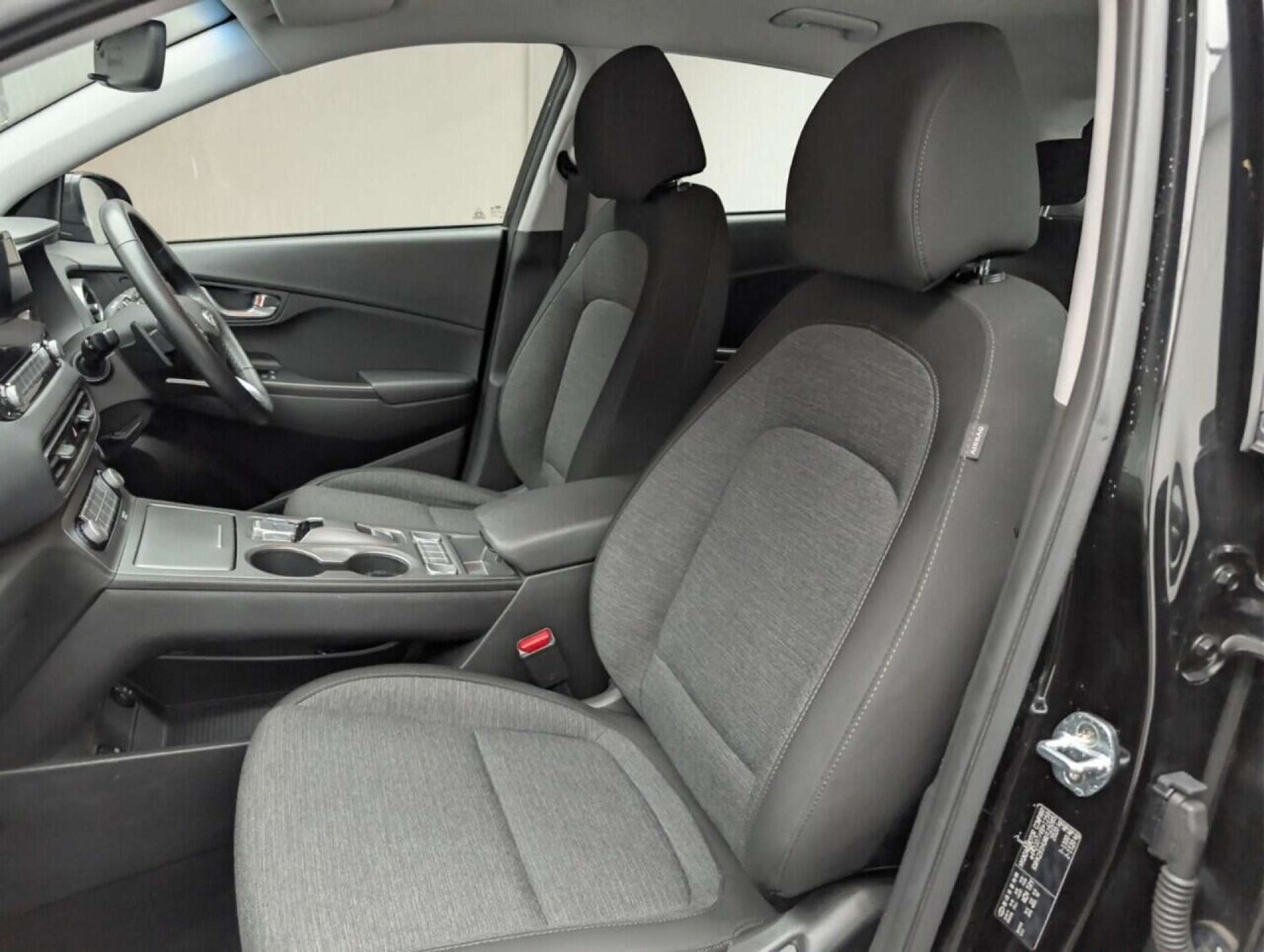 Used Hyundai KONA 2021 for sale - 77713744: Photo 27