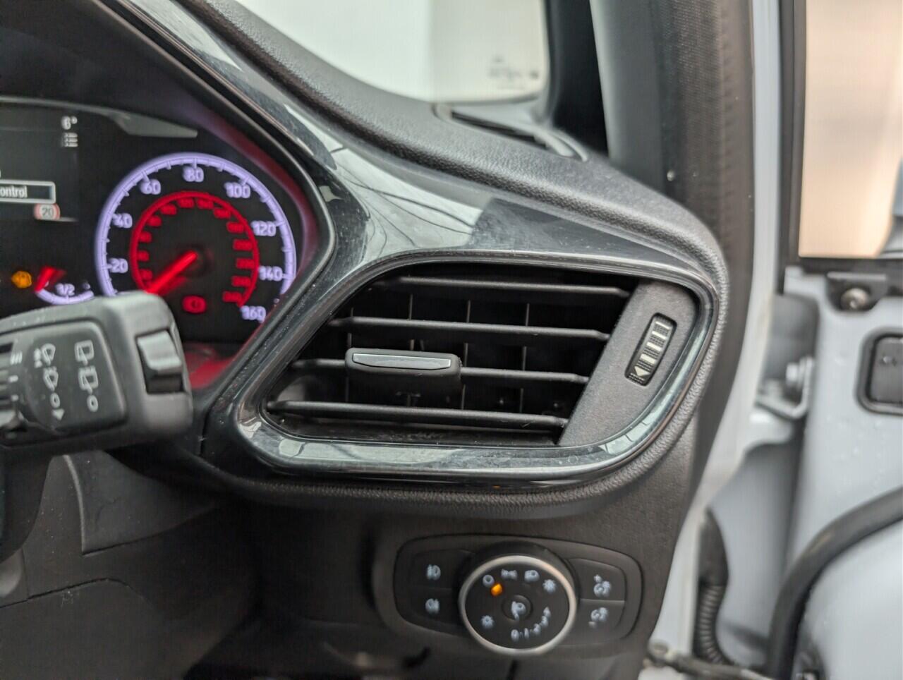 Used Ford Fiesta 2018 for sale - 76671501: Photo 21