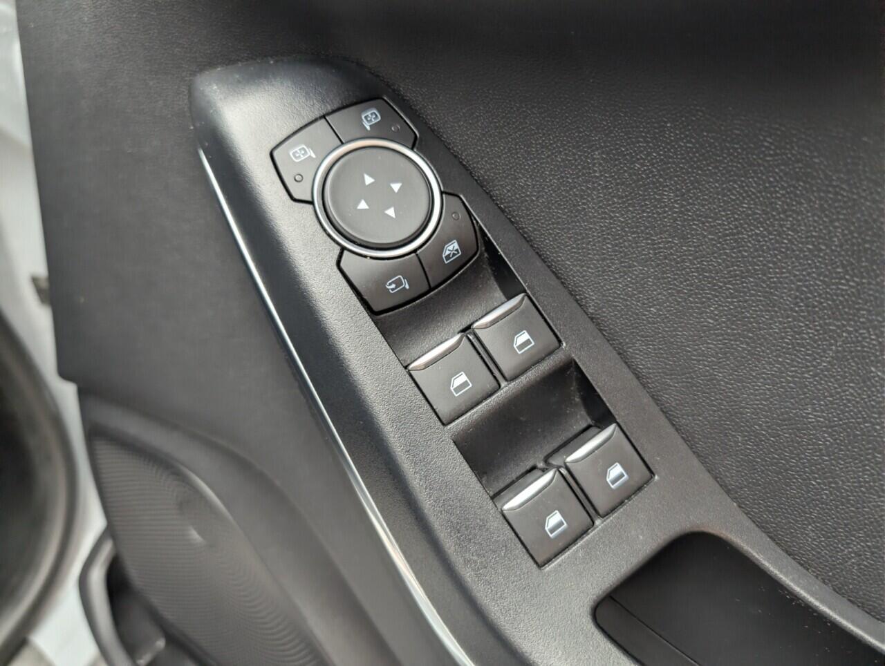 Used Ford Fiesta 2018 for sale - 76671501: Photo 22