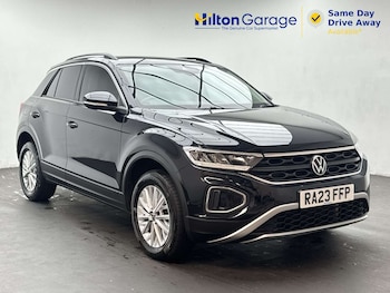 Used Volkswagen T-Roc 2023 for sale - 79407274: Photo